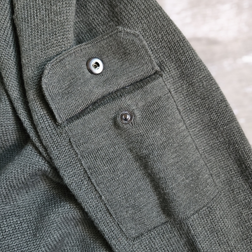 Banana Republic Knit Pullover Sweater - Picture 11 of 15